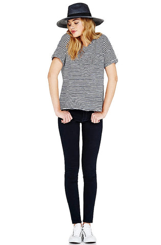 Mia - Stripe T-shirt