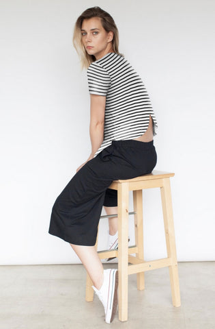 Audhild Open Back T-shirt